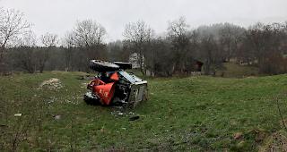 Unfall. Am Dienstagnachmittag zog sich in Birgisch ein 66-j&auml;hriger Mann bei einem Arbeitsunfall mit einem Traktor schwere Verletzungen zu.