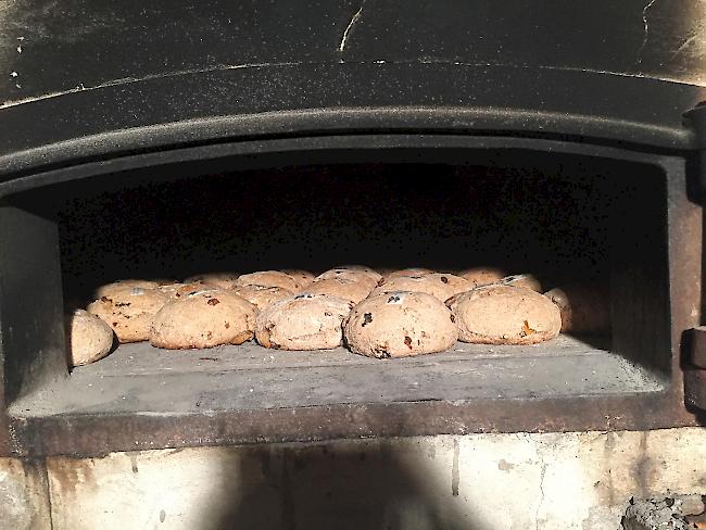 Grosse Nachfrage. 180 Brote, 60 Roggenbrote und 120 Früchtebrote: Sämtliche Brote wurden bereits im Vorverkauf reserviert.