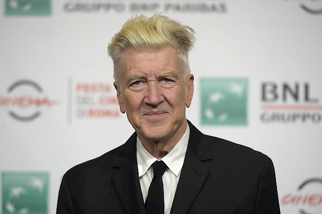 David Lynch hat Zeichnungen rund um das Werk Fellinis geschaffen.