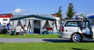 Trotz Spitzenpreisen. Im 2017 haben die Schweizer Campingpl&auml;tze deutlich mehr G&auml;ste angelockt als im Vorjahr.