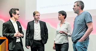 Wo und wie sparen? Sebastian Imoberdorf, Martin Oehme, Patrizia Imhof und Carlo Mathieu (von links) informierten. 