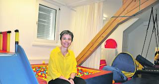 F&uuml;rsorglich. Kinder h&auml;tten in ihrem Umfeld oft eine Vielzahl von Erwachsenen, die einen Teil zu ihrem Wohlergehen beitragen wollten, weiss Dr. Josette Huber. 