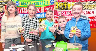 Panini-Fieber. In exakt 40 Tagen f&auml;llt in Moskau der Startschuss zur Fussball-Weltmeisterschaft. Zahlreiche Panini-Sammler sind in diesen Tagen auf der Jagd nach den letzten fehlenden Stickern. 