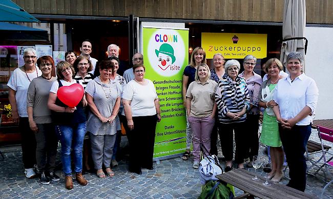 Zahlreiche Mitglieder nahmen an der GV des Vereins Clownvisite in der Zuckerpuppa in Naters teil und zeigten reges Interesse an den Vereinstätigkeiten.