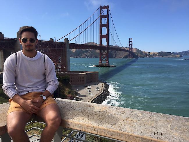 Claudio Floris vor der Golden Gate Bridge in San Francisco