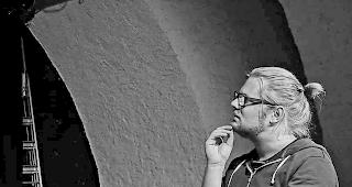 Probezeit. &laquo;Das Radikale und Trostlose interessiert mich mehr als die heile Welt&raquo;, sagt Johannes R. Millius. 