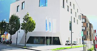 &Uuml;berraschung. Das Parlament nimmt ein CSPO-Postulat und fordert den Staatsrat auf, die Gelder f&uuml;r den WNF-Betrieb wieder zu erh&ouml;hen.