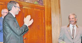 Mit viel Applaus. Der Abschied von Parlament und Regierung.  