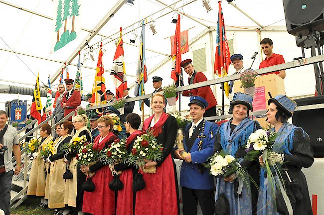 Impressionen des 81. Bezirksmusikfests des Bezirks Brig in Simplon Dorf.