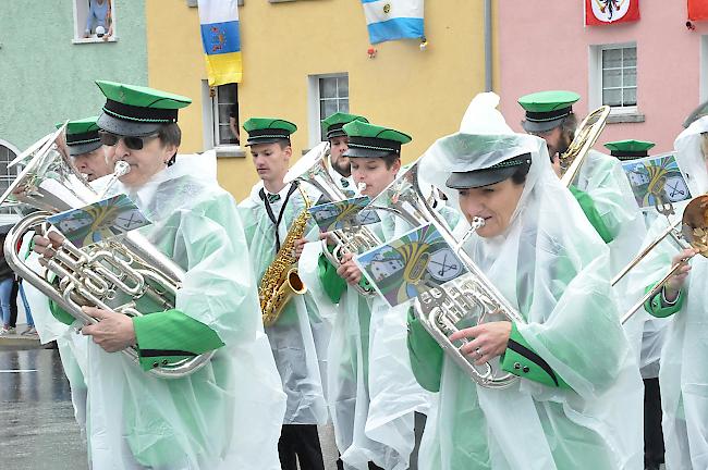 Impressionen des 81. Bezirksmusikfests des Bezirks Brig in Simplon Dorf.