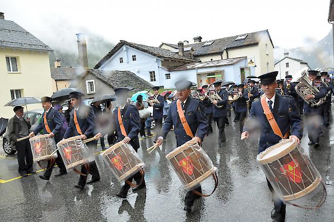 Impressionen des 81. Bezirksmusikfests des Bezirks Brig in Simplon Dorf.