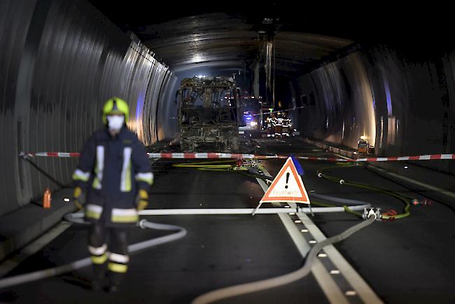 Der San Bernardino-Tunnel bleibt bis mindestens Donnerstag gesperrt.