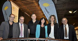 Von links: Urban Andenmatten, Pr&auml;sident Eisten, Elmar Furrer, Pr&auml;sident Vifra, Egon Furrer, Pr&auml;sident Stalden, Marseline Gruber, Gemeinder&auml;tin St. Niklaus, Bea Zenh&auml;usern, Gesch&auml;ftsf&uuml;hrerin vispexpo und Paul Biffiger, Pr&auml;sident St. Niklaus.