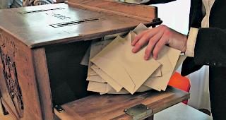 Aufgeflogen. Dem mutmasslichen Wahlf&auml;lscher wird vorgeworfen, Wahlzettel manipuliert zu haben. 