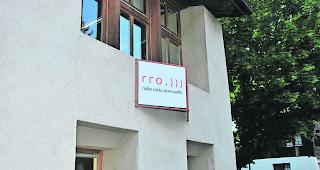 Neue Besitzverh&auml;ltnisse. Die Mehrheit der Radio Rottu AG ist neu im Besitz der Mengis Gruppe. Inhaber Fredy Bayard hat sich verpflichtet, die Qualit&auml;t des Radios aufrechtzuerhalten. 