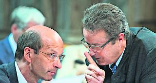 Etappensieg. Die Walliser CVP-St&auml;nder&auml;te Beat Rieder (links) und Jean-Ren&eacute; Fournier.  