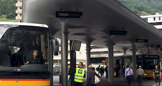 Es verkehrten am Dienstagmorgen Ersatzbusse zwischen Gampel-Steg und Brig.