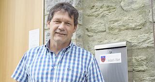 Der Gemeindepr&auml;sident von M&ouml;rel-Filet Alban Albrecht strebt mit Brig oder Naters eine Zusammenarbeit bei der Polizei an.