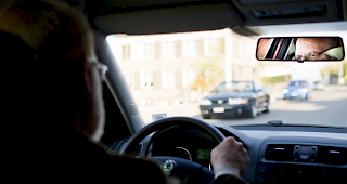 Erst ab 75 Jahren sollen sich Autofahrer einer medizinischen Untersuchung unterziehen m&uuml;ssen.