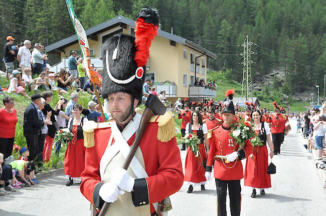 Impressionen des 77. Oberwalliser Tambouren- und Pfeiferfests in Saas-Balen.