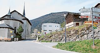 Bew&auml;hrt. Der Nachtbus wird auch weiterhin Kurs auf Zeneggen nehmen.Foto WB