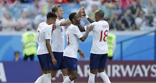 England zieht in die Achtelfinals ein. 