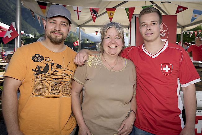 Andreas Martig (22), Brigerbad, Nathalie Stocker (52), Gampel, Daniel Wasmer (22), Glis.