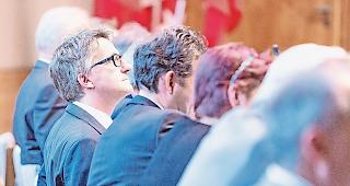 Neuausz&auml;hlung. Nach den neuen Fakten zu den Wahlf&auml;lschungen zu den Grossratswahlen 2017 verlangt Diego Clausen, Fraktionschef der CSPO (links im Bild), eine Neuausz&auml;hlung der g&uuml;ltigen Stimmzettel im Wahlkreis 1.foto wb / Andrea Soltermann