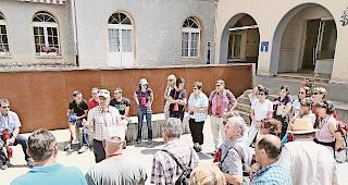 Info-Point. Es gab viel Wissenswertes &uuml;ber die Besonderheiten von Leukerbad zu erfahren.Foto wb