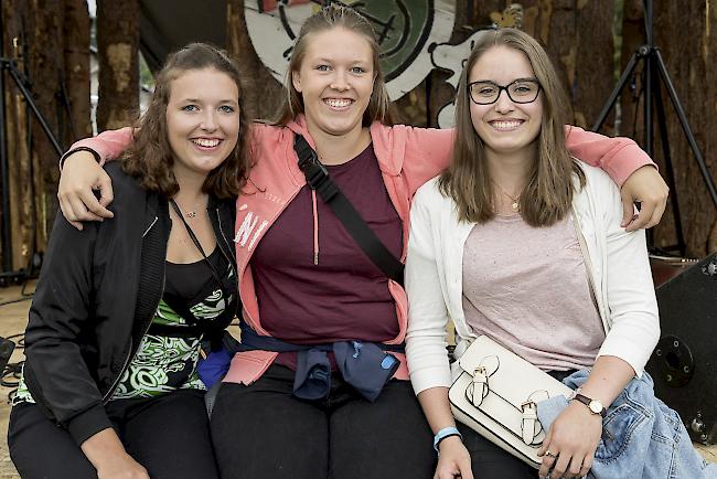 Celine Imstepf (19) aus Mund, Femke Schuler (19) aus Naters und Fabienne Imoberdorf (19) aus Glis.