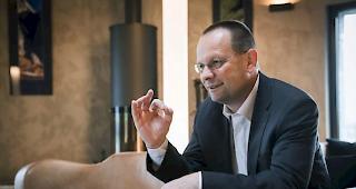 Die Staatsanwaltschaft wirft Giroud vor, in den Jahren 2008 und 2009 rund 8 Millionen Franken an Kantons- und Gemeindesteuern hinterzogen zu haben. 