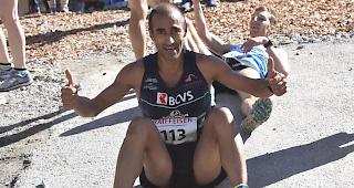 Gezeichnet. Sieger Cesar Costa und der geschlagene Alex Jodidio nach dem Zieleinlauf.