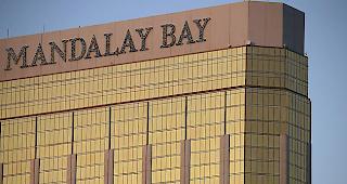 Ein Einzelt&auml;ter. Am 1. Oktober er&ouml;ffnete der Attent&auml;ter von seinem hoch gelegenen Hotelzimmer aus das Feuer auf ein Musikfestival mit 20'000 Besuchern er&ouml;ffnet. Er erschoss 58 Menschen und verletzte mehr als 800.