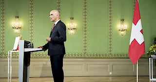 Tragisch. Am Samstag kam es in Graub&uuml;nden und Nidwalden zu zwei Flugzeugabst&uuml;rzen. Bundespr&auml;sident Alain Berset dr&uuml;ckte per Twitter seine Beileid aus.