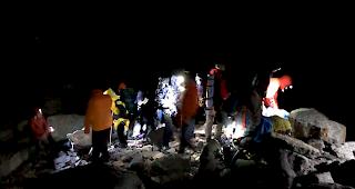 Freitagnacht auf dem Gornergletscher. Eine rund 20-k&ouml;pfige Gruppe, darunter zwei Kleinkinder, musste geborgen werden.