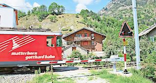 Ohne Schranke oder Lichtsignal. Im Gegensatz zu diesem Bahn&uuml;bergang handelt es sich bei der Unfallstelle in Selkingen um einen  unbewachten &Uuml;bergang. (Archiv)