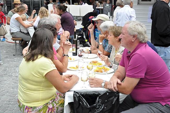 Impressionen des 1. kulinarischen Alpenstadtfests.