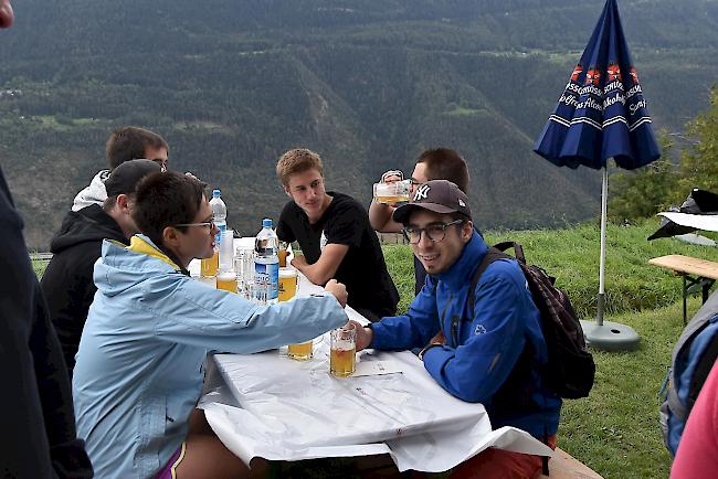 Impressionen der 20. kulturell-kulinarischen Wanderung von Ausserberg über St. German nach Raron.