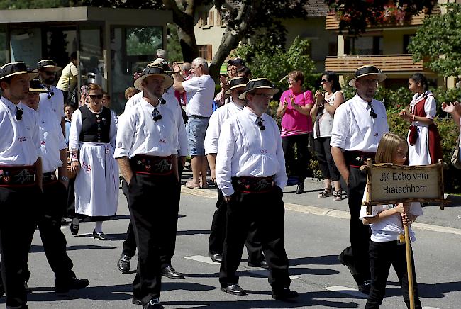 Schnappschüsse vom 59. Walliser Jodlertreffen in Lalden.