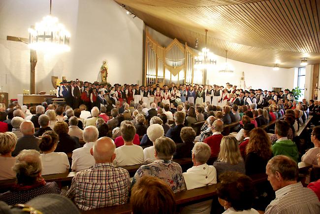 Schnappschüsse vom 59. Walliser Jodlertreffen in Lalden.