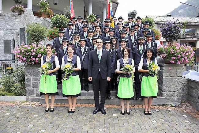 Die Musikgesellschaft Edelweiss St. Niklaus freut sich über eine neue Uniform.