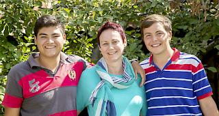 Enge Bande. Ramiro Leguiza, Liliane Andenmatten und Axel Rolle.