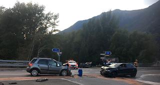 Nach einem Unfall zwischen Saxon und Fully mit zwei verletzten Personen konnte der gesuchte Fahrzeuglenker eines roten Ford Focus eruiert werden. 