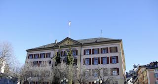 Altlasten. Die Lonza will mit der eigenen Vergangenheit aufr&auml;umen. Der Kanton lobt das Engagement und bietet Unterst&uuml;tzung.