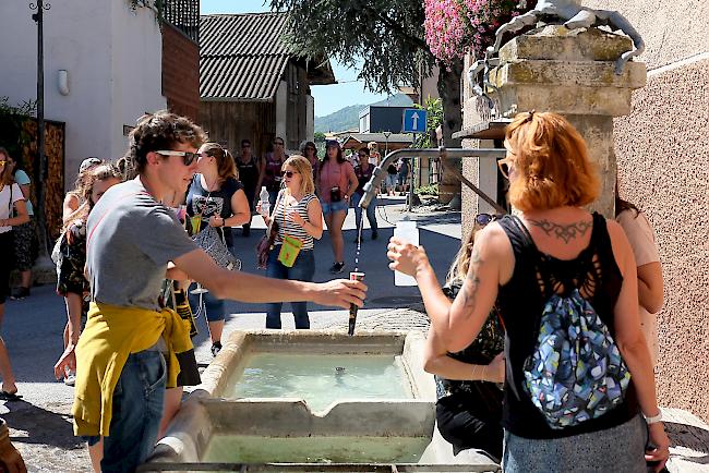 Bei den heissen Temperaturen durfte zwischendurch ein Glas Wasser nicht fehlen