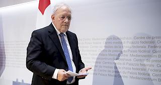 Bald in Pension.&nbsp;Der abtretende Bundesrat Johann Schneider-Ammann hat ab 2019 ein Anrecht auf ein j&auml;hrliches Ruhe-Gehalt von 200'000 Franken. Nimmt er jedoch eine bezahlte T&auml;tigkeit auf, kann diese Rente gesenkt werden.