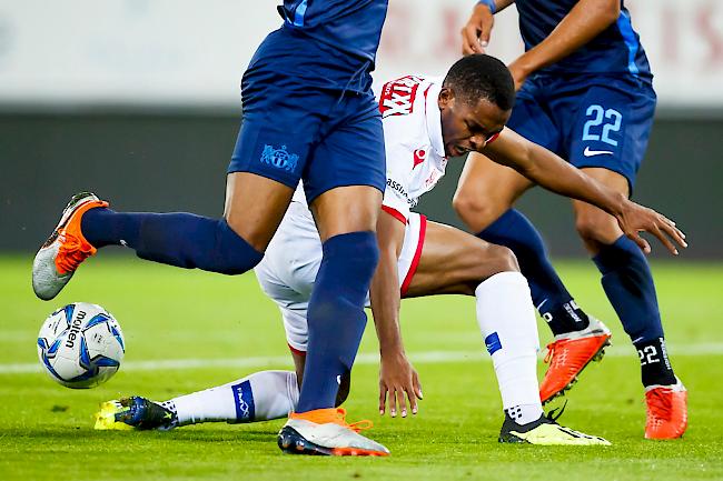 Am Boden. Durch einen Treffer in der Nachspielzeit verliert der FC Sitten am Donnerstagabend sein Heimspiel gegen den FC Zürich mit 1:2.