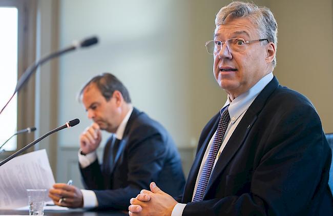 «Ich gehe davon aus, dass mindestens eine Frau auf dem Ticket sein wird», sagte Parteipräsident Gerhard Pfister am Freitag vor den Medien in Bern. 