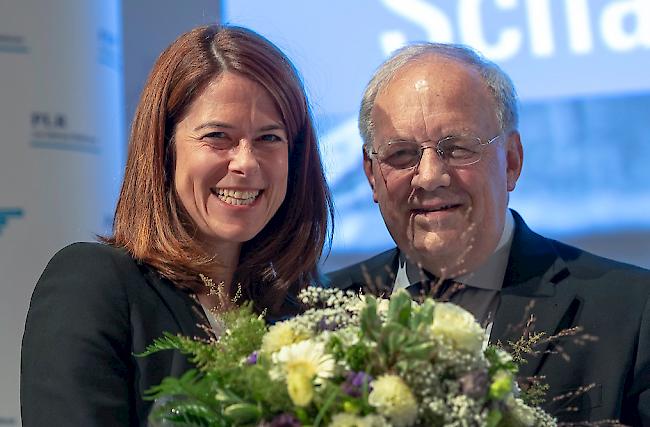 Parteipräsidentin Petra Gössi und Bundesrat Johann Schneider-Ammann an der Delegiertenversammlung der FDP in Pratteln