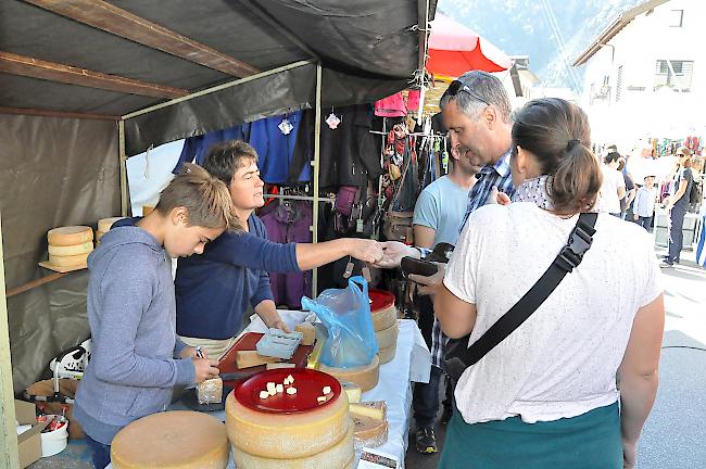 Impressionen vom 28. Püru-Märt Cultura in Turtmann.